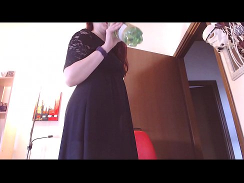 ❤️ Yon esklav soumèt ki renmen kilòt sal ak apetisan oblije masturbe apre li fin gade videyo sa a! ❤️ Videyo pònografi nan nou ☑
