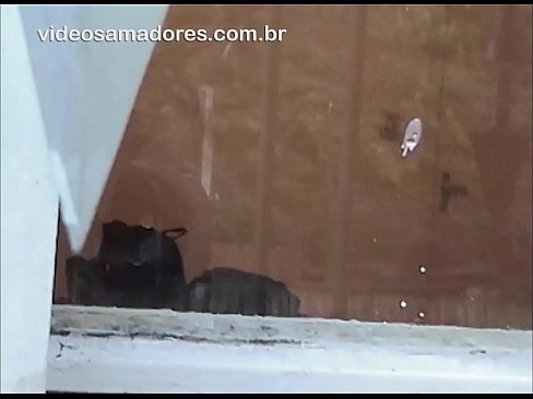 ❤️ Horny gason ap gade mennaj li ak yon lòt nèg, anrejistre yon video fuck san deranje koup la ❤️ Videyo pònografi nan nou ☑